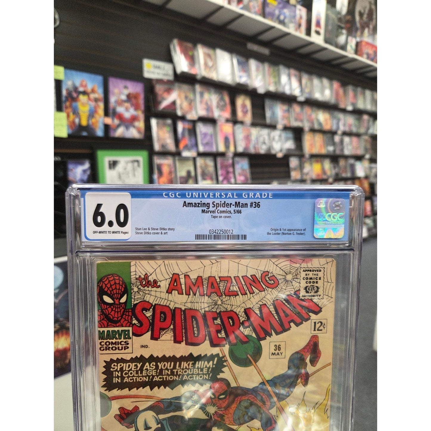 Amazing Spider-Man #36 (CGC 6.0) 1st Looter