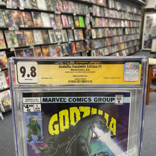 Godzilla: Fascimile Edition #1 (CGC X JSA 9.8) Mark Bagley 1:25 Variant SIGNED