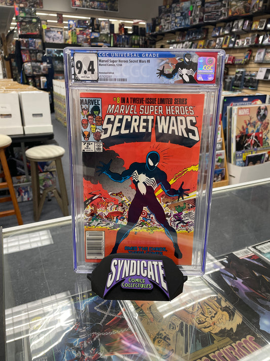 Marvel Super-Heroes Secret Wars #8 Newsstand Variant (CGC 9.4) 1st Black Costume