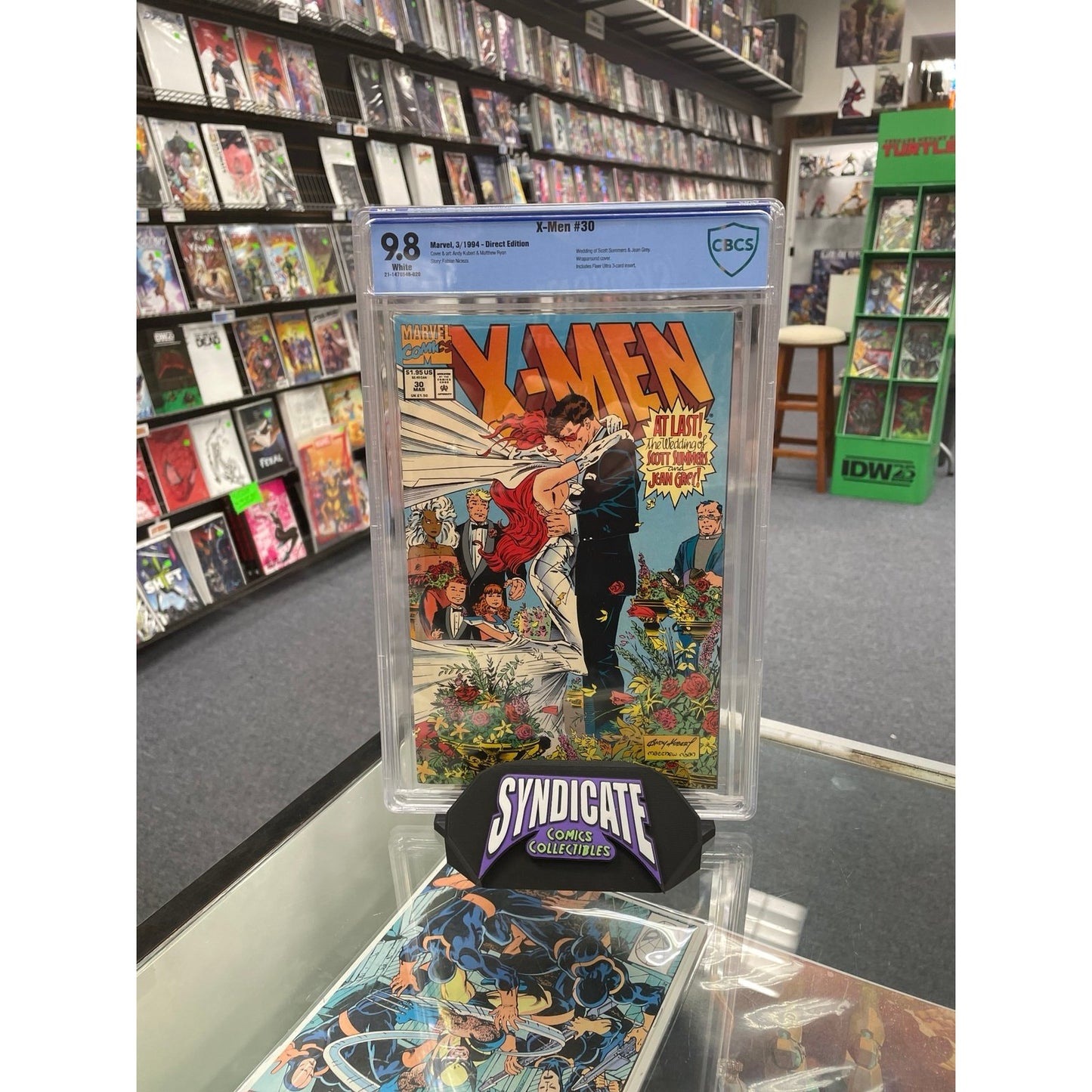 X-Men #30 (CBCS 9.8) Wedding of Cyclops & Jean Grey